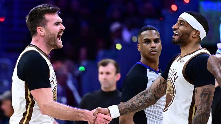 Steve Kerr hilariously quotes Pat Spencer in NSFW podium quip