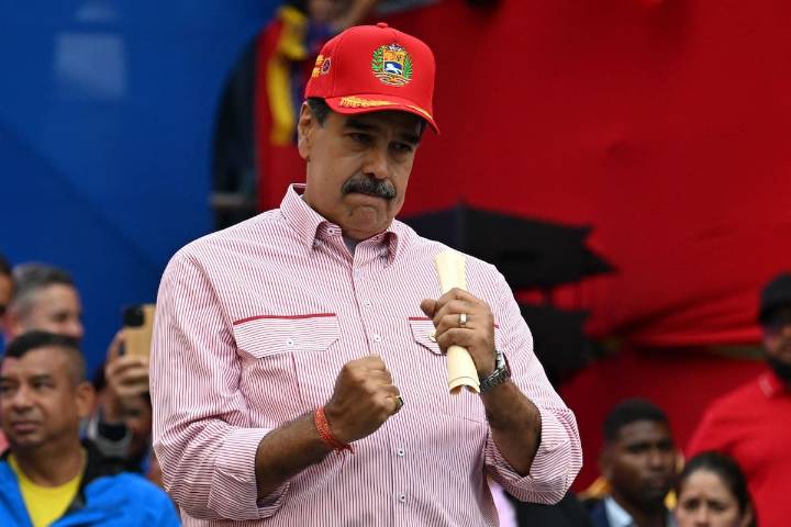 Tensión en el Caribe. Baile, amenazas y un “nuevo” equipo: Maduro desafía a Trump antes de una reunión clave en la Casa Blanca