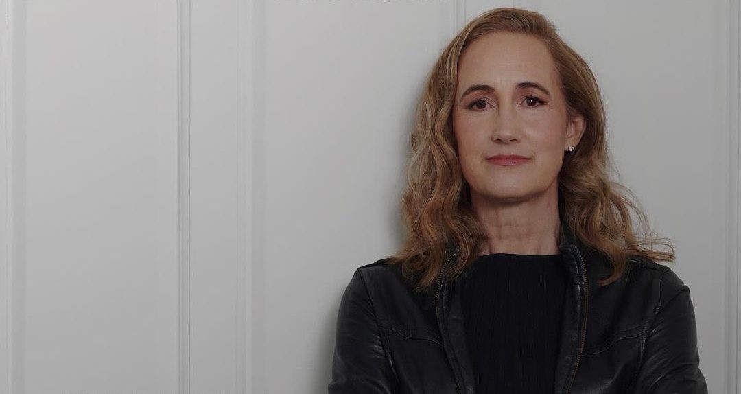 Sophie Kinsella, author of the ‘Shopaholic’ series, dies at 55 after private cancer battle