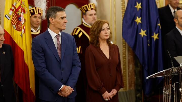 La crispación política marca el 47º aniversario de la Constitución