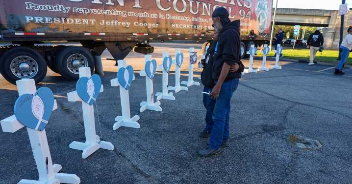 UPS put profits over safety before plane crash that killed 14, lawyer alleges