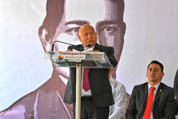 Presenta Raciel Pérez Cruz su primer informe de gobierno en Tlalnepantla﻿