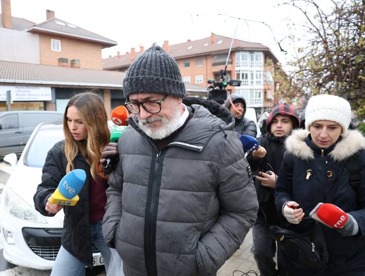 Un juez “pide” al autor de los protocolos para residencias pruebas de que se opuso a su contenido discriminatorio, según la acusación