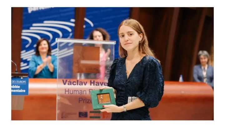 Ana Corina Sosa, hija de María Corina Machado, dice que es consciente de que su madre correrá peligro al volver a Venezuela