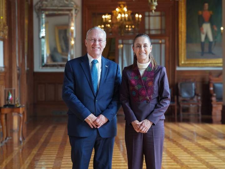 Recibe Sheinbaum a próximo presidente del CCE