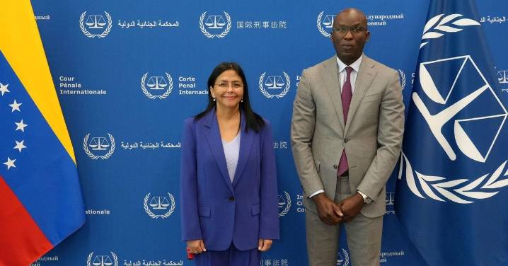 La fiscalía de la Corte Penal Internacional sale de Caracas ante la falta de cooperación de Venezuela