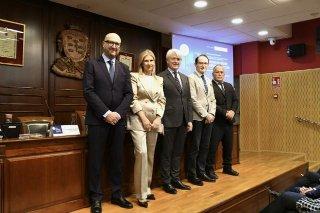 La Abogacía reivindica en Murcia la importancia de la atención letrada presencial en prisión