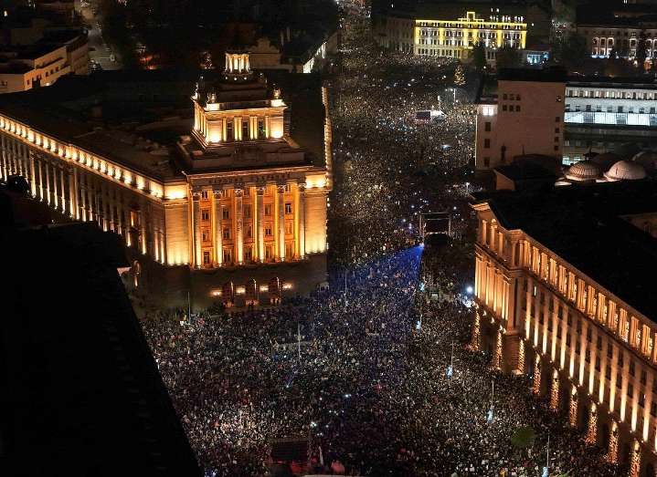 Bulgarian Govt. Resigns After Protests: First Gen