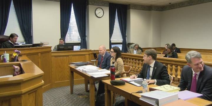 Judge weighs whether signatures should be counted in petition challenging new Missouri congressional map, days before map is set to go into effect