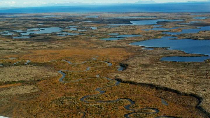 Pebble Mine, halted by EPA order, gets support from national development groups