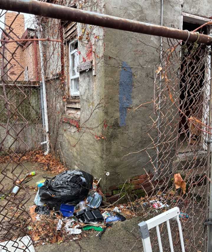 Armed robbery suspect among 2 arrested in abandoned Holyoke building