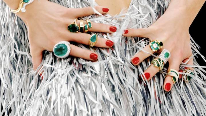 Red Carpet Accessories Shine Bright with Diamonds, Emeralds and Rubies [PHOTOS]