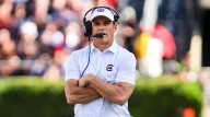 Big 12 Coach With HC Ambitions Named Favorite for Shane Beamer’s South Carolina OC Job