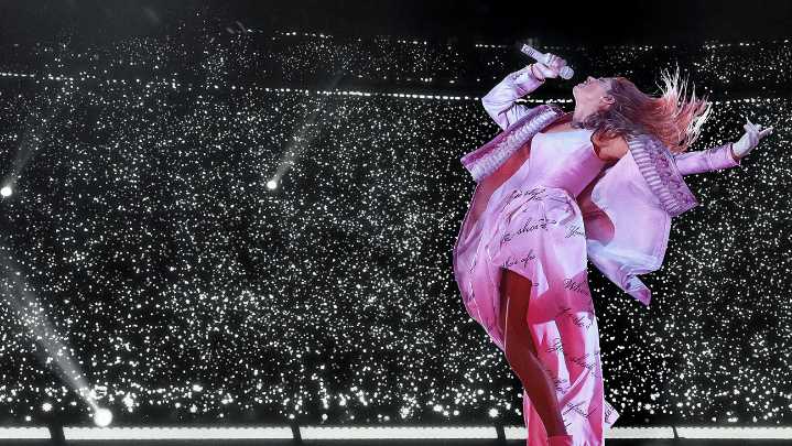 How to Watch Taylor Swift 'The End of an Era' Docuseries Online Free