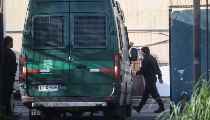 Gendarmería en alerta por presunta amenaza vinculada a entrega de coronas de flores