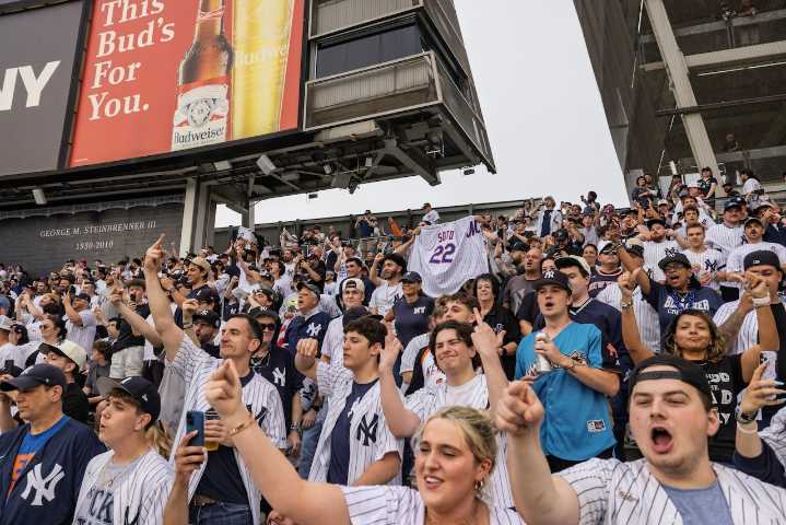 New Mets pitcher takes shot at Yankees fans on the way out: ‘Y’all sure are mad’