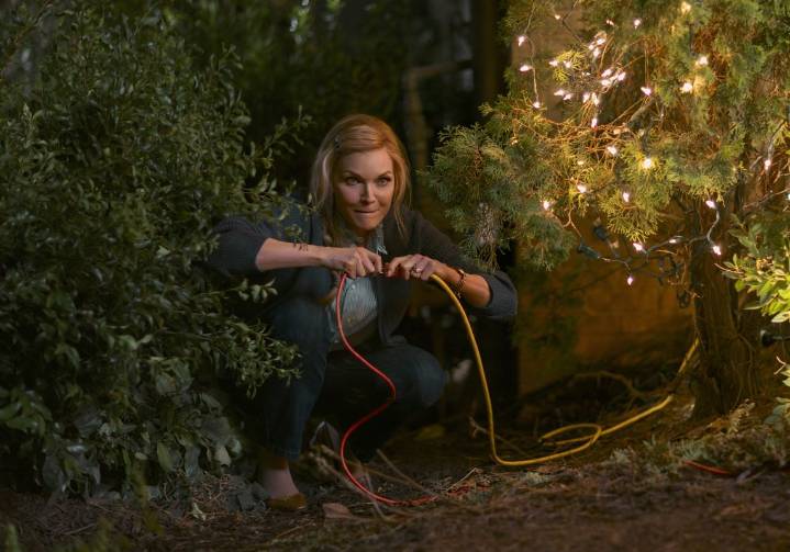 Michelle Pfeiffer plays put-upon mom in 'Oh. What. Fun.'