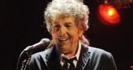 Bob Dylan bringing 'Rough and Rowdy Ways' tour to Cleveland