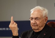 El día que Frank Gehry hizo una 'peineta' en Oviedo
