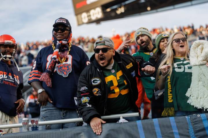 Chicago Bears’ Week 16 matchup with Green Bay Packers scheduled for prime