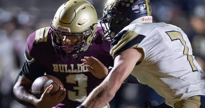 Top 10 Jacksonville area football moments from 2025 season