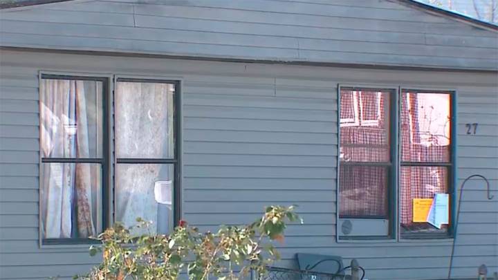 Horror en Misuri: una pareja quedó detenida por encerrar, golpear y obligar a pasar…