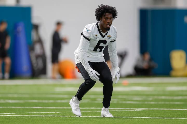 Bills' secondary plan B: Former $21.75 million safety joins after veteran cornerback says no