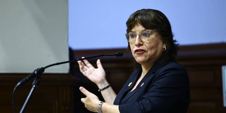 Aceleran segunda inhabilitación de Delia Espinoza: Comisión Permanente la cita para este miércoles 17