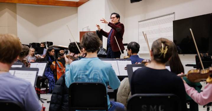 'Nutcracker' conductor is former School of the Arts student