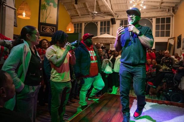 Memorial for Coach John Beam, who shaped generations of Oakland athletes, matches sports icon’s spirit