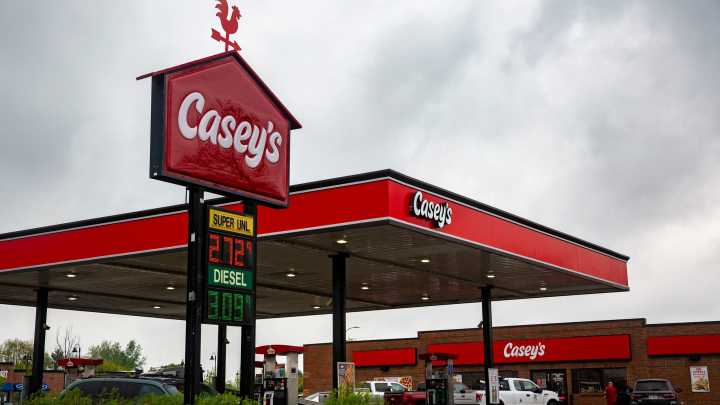 Short on pennies, Casey's to round cash sales down to nearest nickel