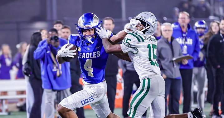 Santa Margarita wins Open Division football title for first