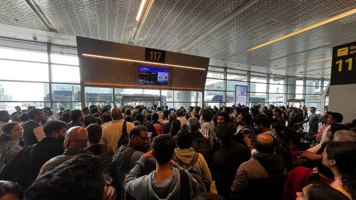 Hyderabad airport turns hostile on Dec 4 as IndiGo flight cancellations spiral out of control: WATCH