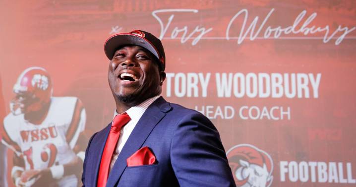 Tory Woodbury comes home to coach Winston