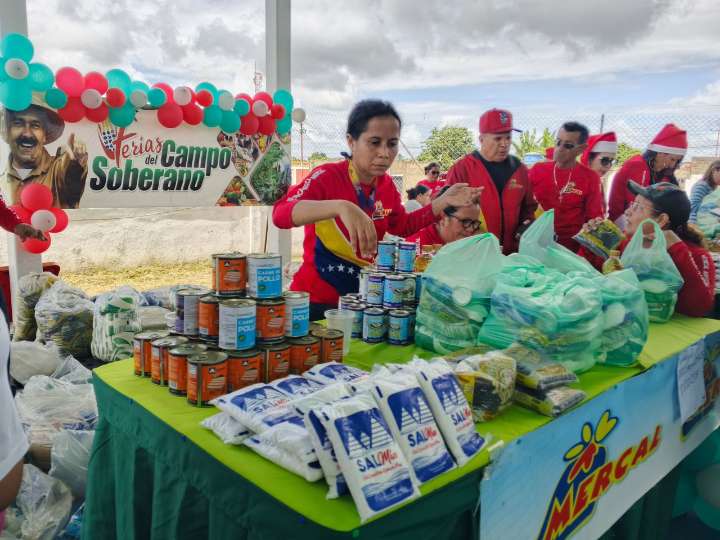 Mercal lleva a Las Cocuizas despliegue de «Amor y Prosperidad Alimentaria»