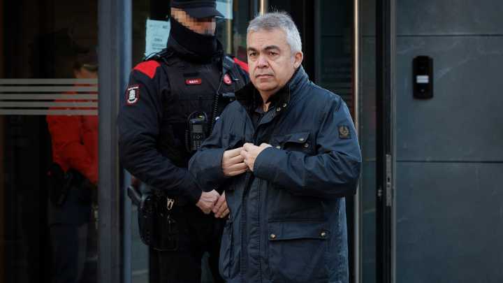 Cerdán asegura que dará explicaciones "a su debido tiempo" tras comparecer en el juzgado de Tafalla