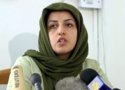 Detienen “de forma violenta” a la premio Nobel iraní Narges Momadi