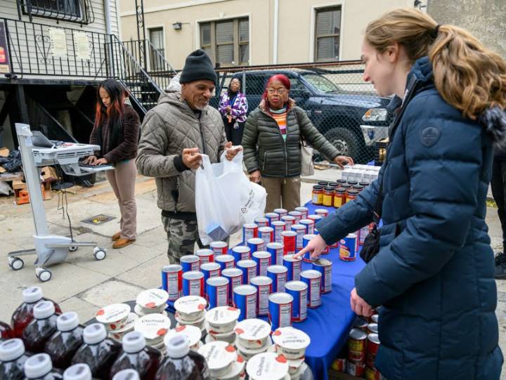 Montefiore’s Project Bravo Food Pantry celebrates 20 years serving Bronx community