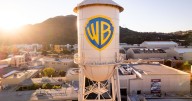 Hollywood se le ‘rebela’ a Netflix: Escritores piden bloquear compra de Warner Bros