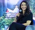 Smriti Mandhana's 1st public appearance after calling off wedding: 'Don't love anything more than cricket'