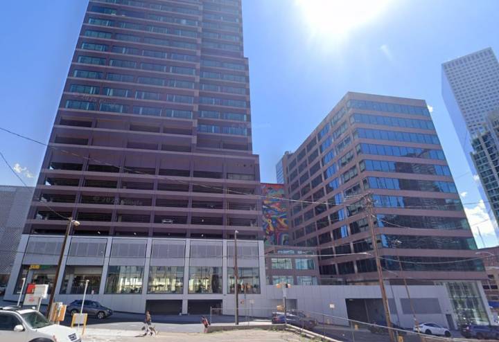 Westside looks to convert one Lincoln Crossing tower into apartments