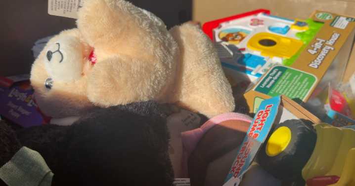 Sierra Vista firefighters need toy donations with eight days left in toy drive