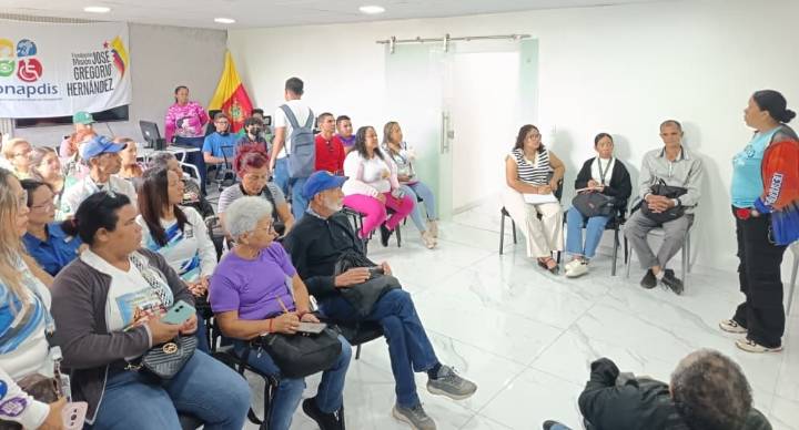 CONAPDIS dictan Taller sobre Trato Adecuado a Personas con Discapacidad