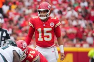NFL Week 14 Start-Sit: Fantasy Football Advice on Patrick Mahomes, Omarion Hampton and Others