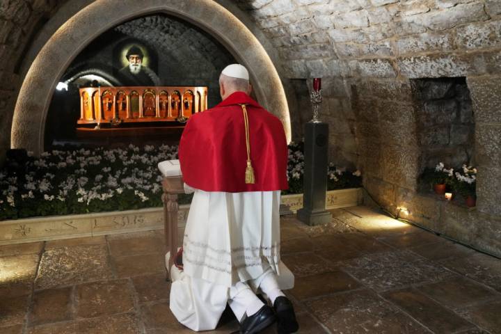 Pope Leo XIV prays for peace at tomb of Lebanese saint revered by Christians and Muslims alike