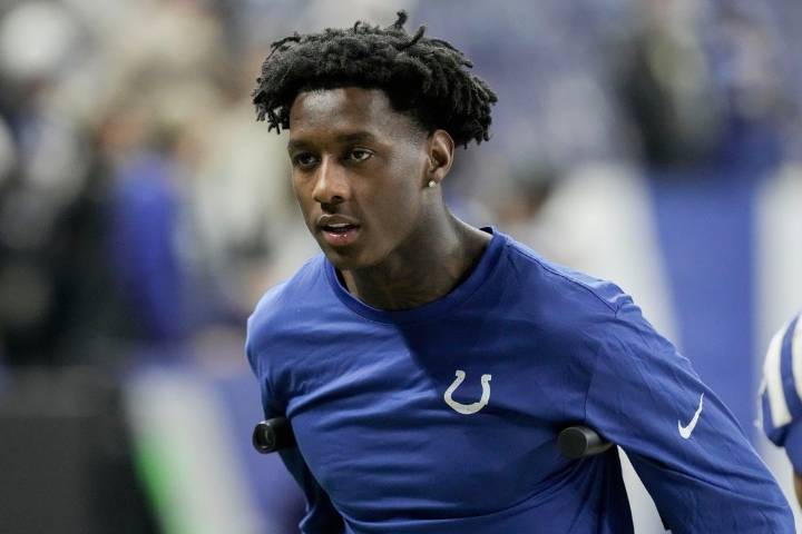 Deadspin | Reports: Colts CB Sauce Gardner (calf) is week-to-week