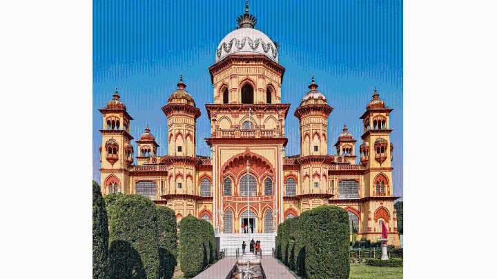 The best-preserved library of India can be found in Rampur, Uttar Pradesh