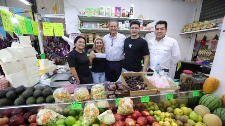 Locatarios del Mercado Miguel Hidalgo de El Rosario reciben apoyos tras crisis por violencia