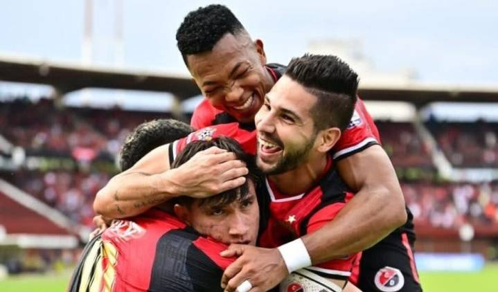 Cúcuta Deportivo ascendió a la A en la Liga y puso a su hinchada a celebrar con caravanas