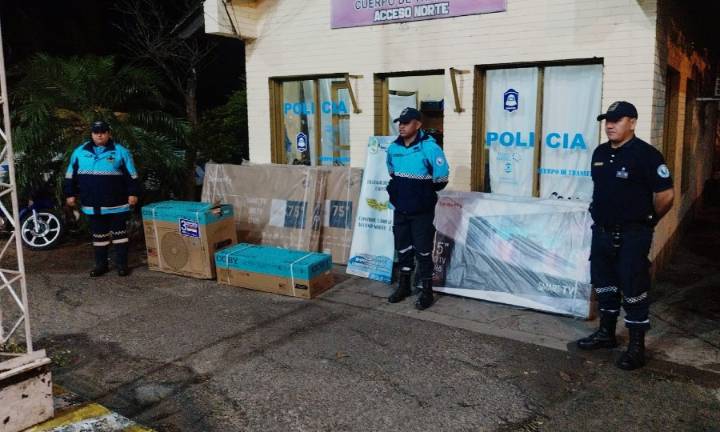 La Policía secuestró mercaderías sin aval aduanero por más de 40 millones de pesos en dos intervenciones